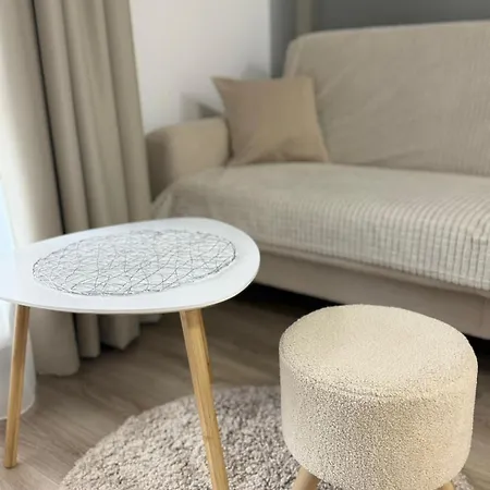 Lia - Private Parking *