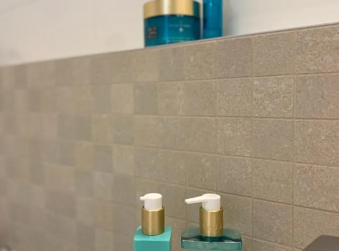 Lia - Private Parking Apartament