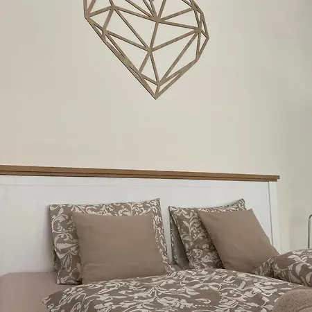 Lia - Private Parking Bratislava