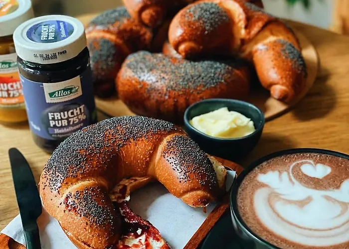 Lia - Private Parking Апартаменти *